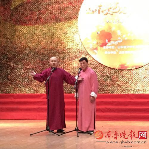 王济荣 张占波 相声表演