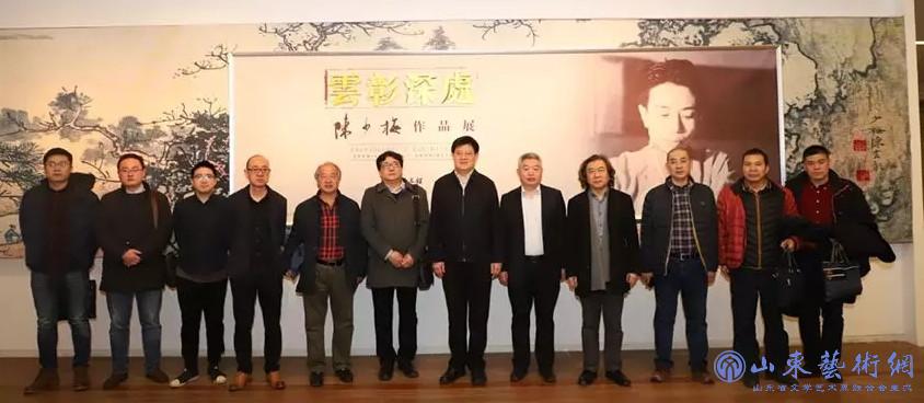 调研合影.webp.jpg 调研合影.webp.jpg