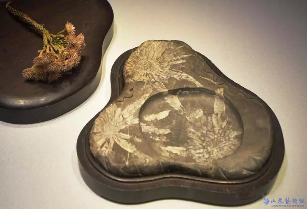 翰池墨海:松江博物馆藏古砚展.jpg 翰池墨海:松江博物馆藏古砚展.jpg