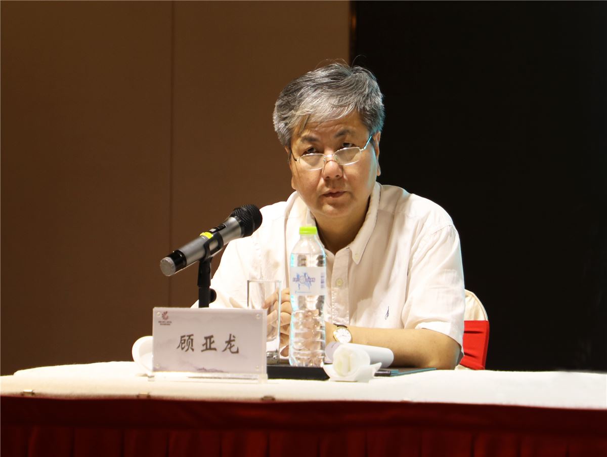 中国书协副主席、山东省书协主席顾亚龙.JPG