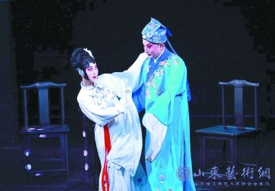 北京京剧院演出的小剧场戏曲京剧《惜·娇》 资料图片.jpg 北京京剧院演出的小剧场戏曲京剧《惜·娇》 资料图片.jpg