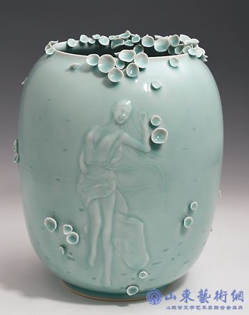 芬芳(龙泉青瓷).jpg 芬芳(龙泉青瓷).jpg