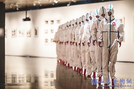 “窗口2020——疫情时期图像档案展”展览现场.jpg “窗口2020——疫情时期图像档案展”展览现场.jpg