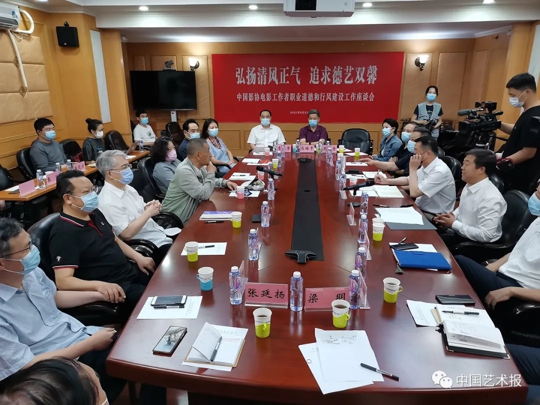 电影1.jpg 电影1.jpg