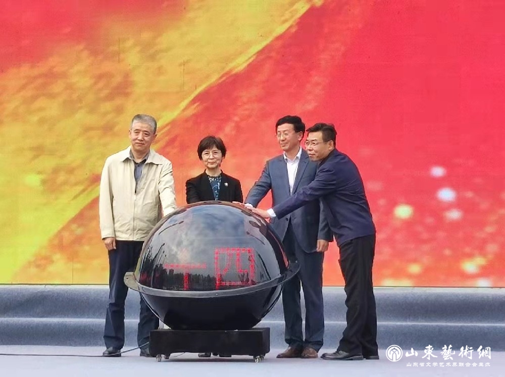 2037215792_副本.jpg 2037215792_副本.jpg