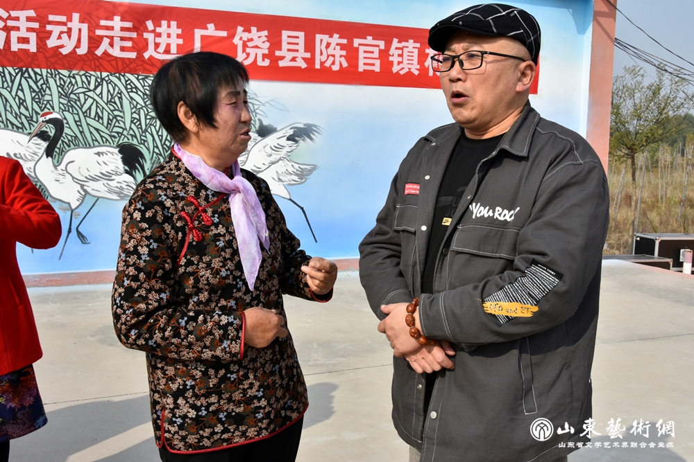 李肖江1_副本.jpg 李肖江1_副本.jpg