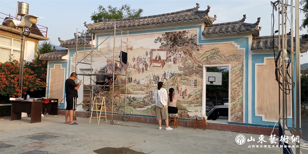 张伟、徐熙龙、杜飞《杏坛讲学》墙绘创作现场.jpg 张伟、徐熙龙、杜飞《杏坛讲学》墙绘创作现场.jpg