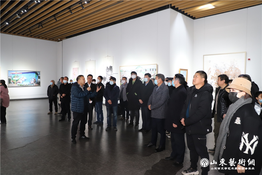 2-展厅现场.jpg 2-展厅现场.jpg
