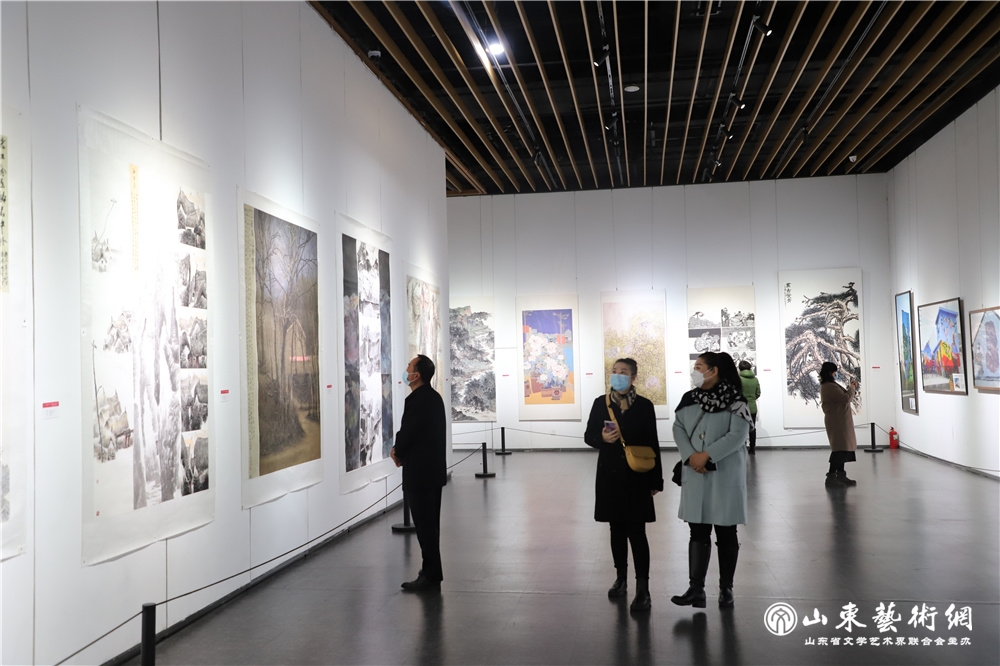 4-展厅现场.jpg 4-展厅现场.jpg