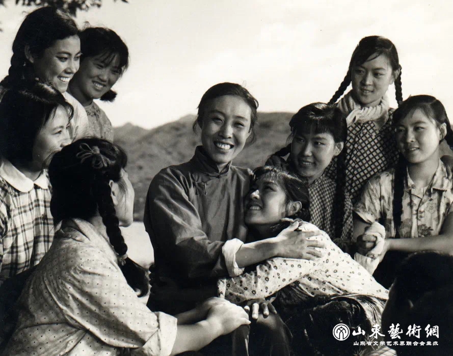 3电影《丰收之后》.jpg