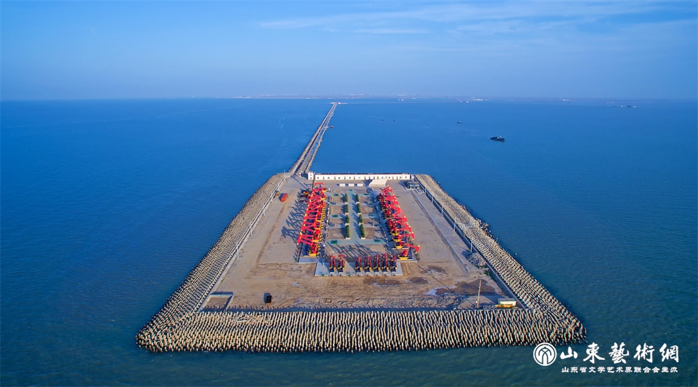寸学萍+《海上采油》+东营胜利油田18764585159.jpg 寸学萍+《海上采油》+东营胜利油田18764585159.jpg