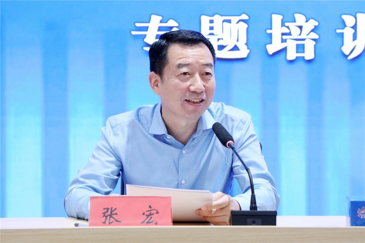 张宏书记.jpg