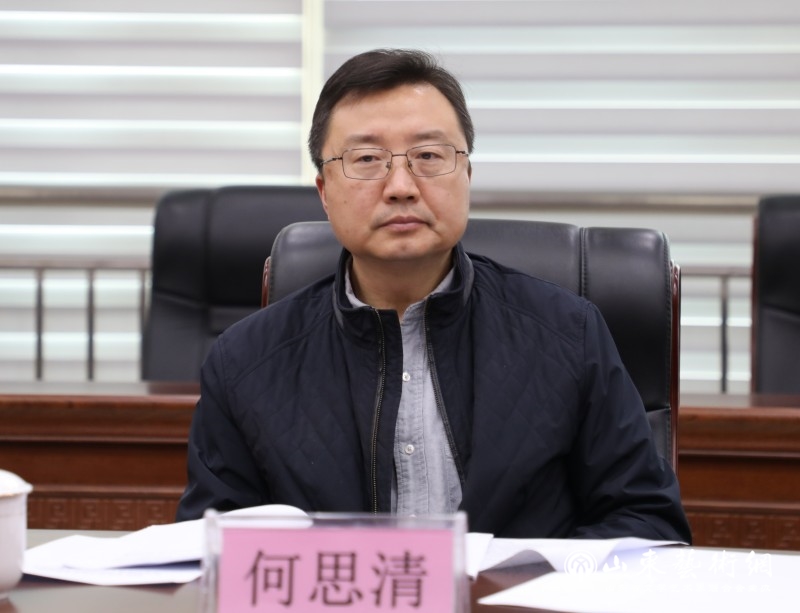 何书记1_副本800.jpg 何书记1_副本800.jpg