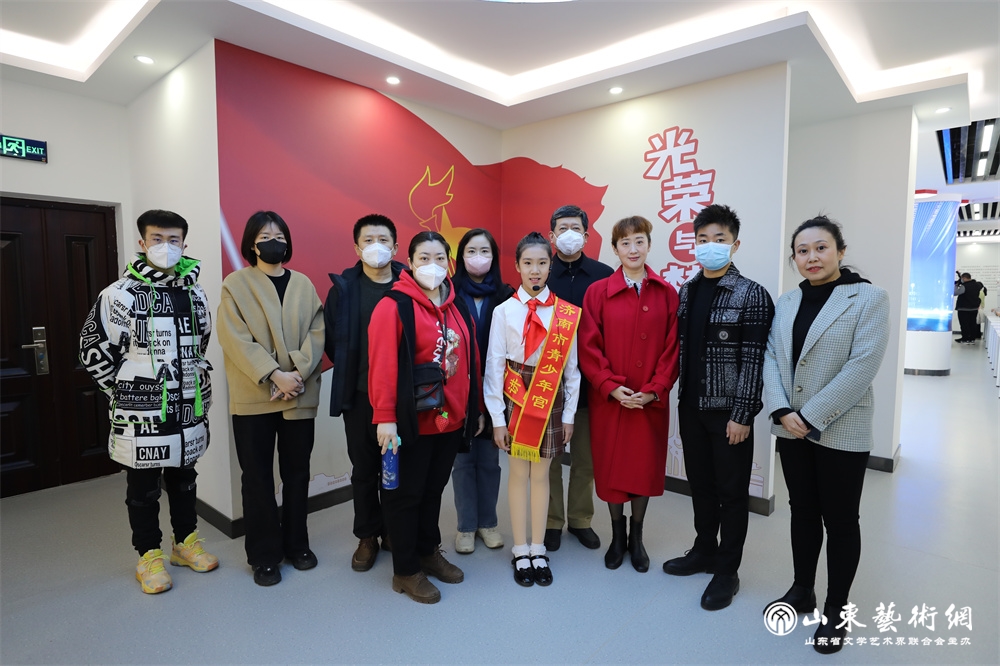 山东省文联第二联合党支部参观济南市少先队教育实践基地.jpg 山东省文联第二联合党支部参观济南市少先队教育实践基地.jpg