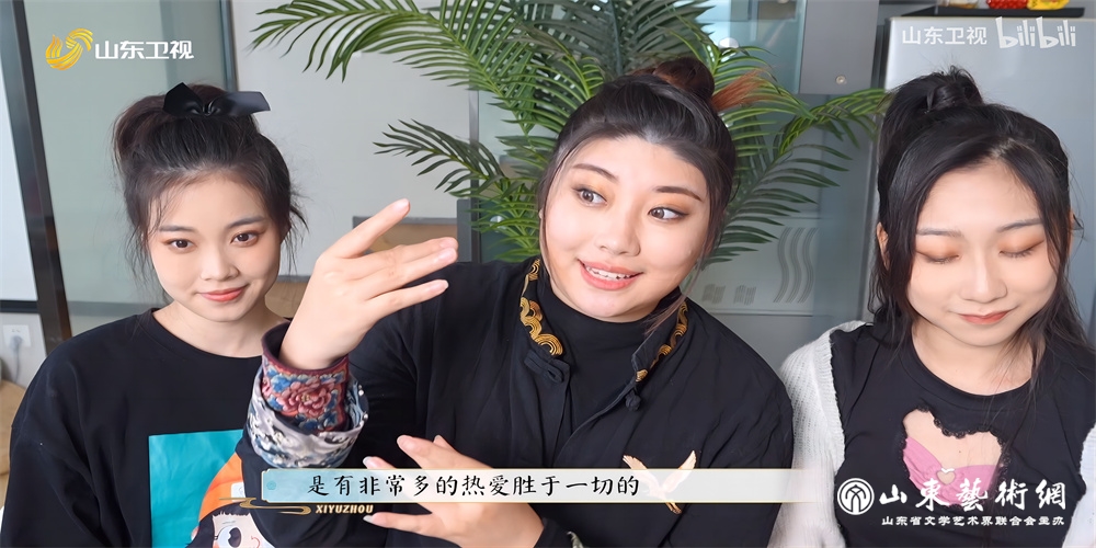 图4 416组合直播片段.jpg 图4 416组合直播片段.jpg