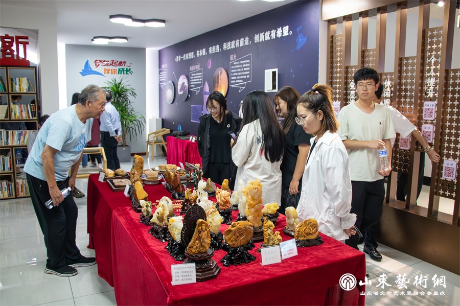 a8d5959a33ac12da75217370be3e218.jpg