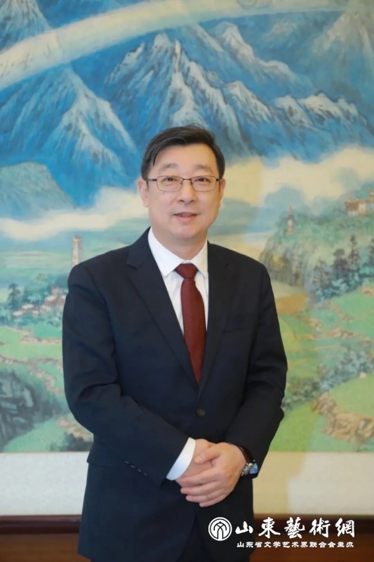 邓光辉.jpg