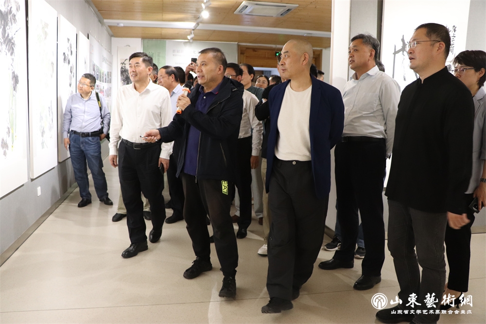11展览现场.jpg