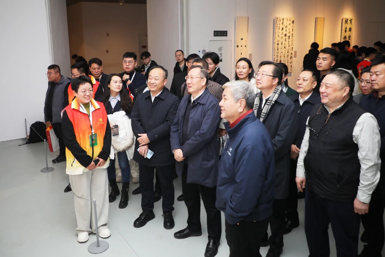微信图片_20251121100217.jpg