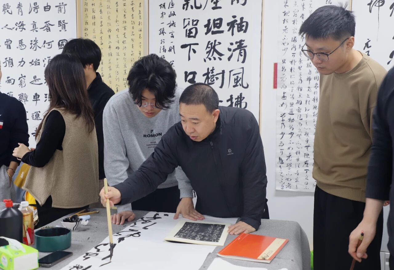 微信图片_20251203103643.jpg