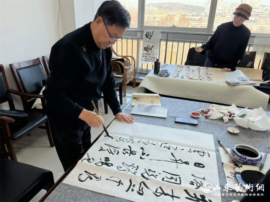 微信图片_2025-12-08_144953_499.jpg