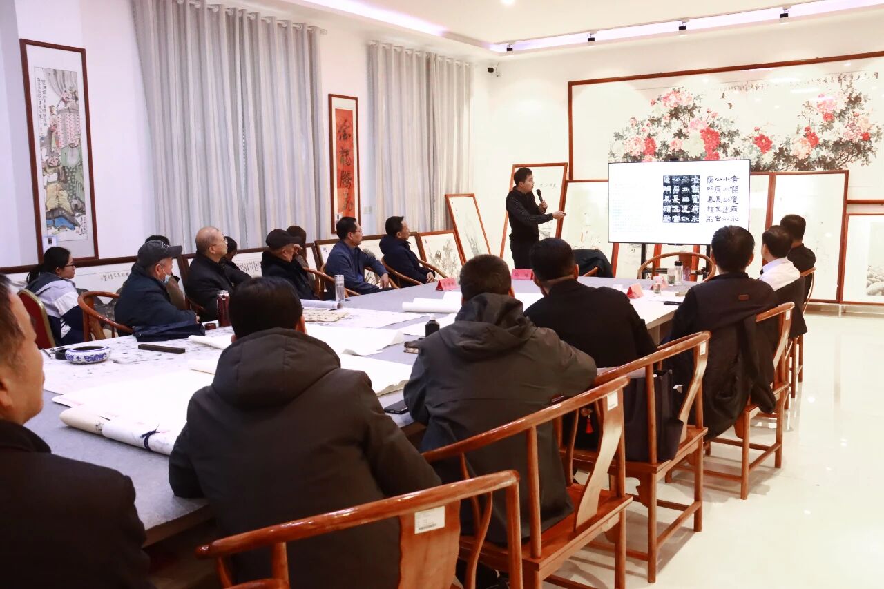 微信图片_2025-12-17_100415_903.jpg