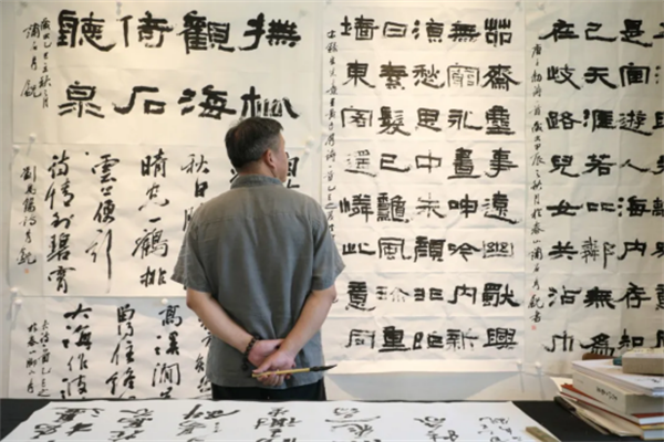 文字文稿1487.png