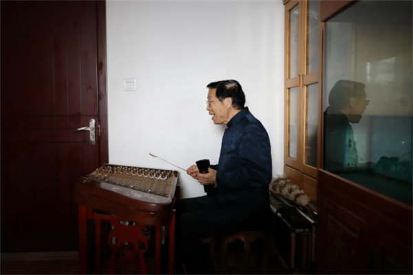 文字文稿1615.png
