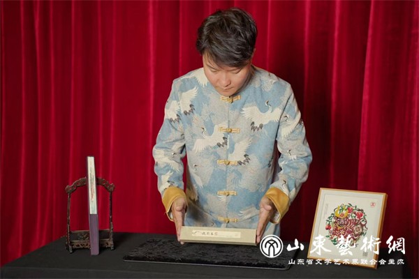 《继承》剧照2.jpg