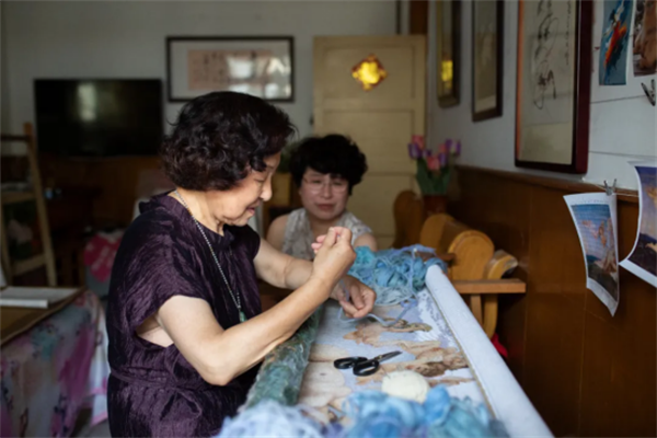 周志娟-烟台绒绣传承人-简历701.png