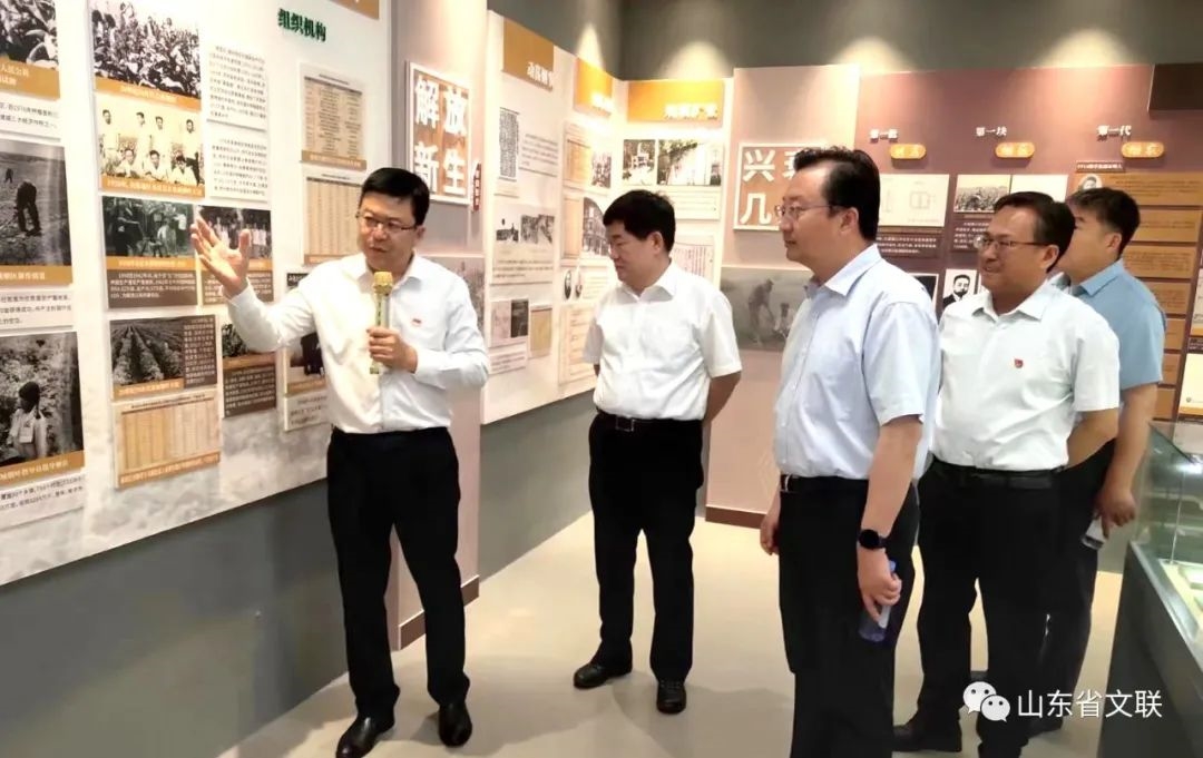 山东省文联百年胶济线“深扎”调研小分队到潍坊调研座谈